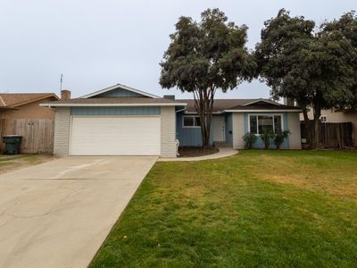 2611 W Sunnyside Court, Visalia, CA, 93277