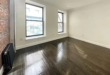 Rented by Silver Line Realty Group NY LLC