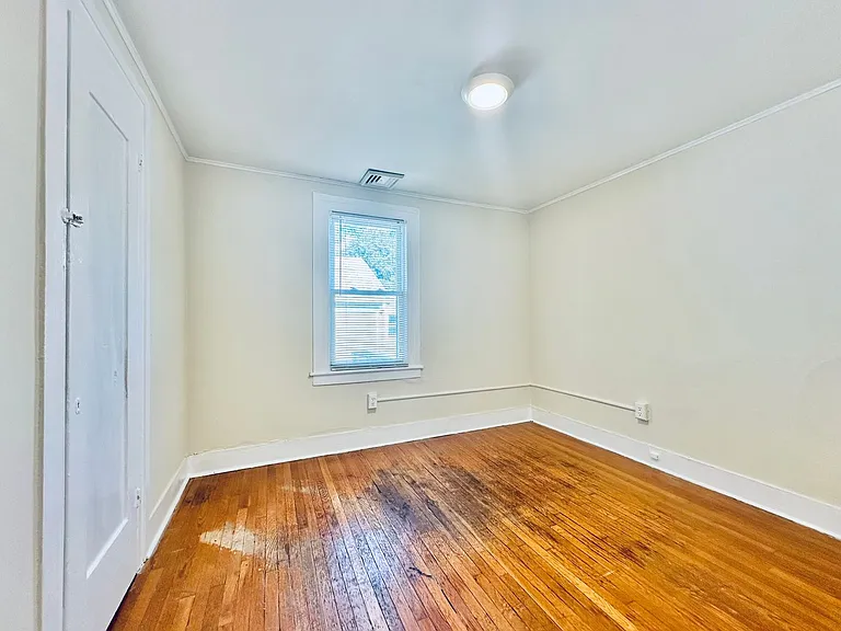 179 Bradley St — Photo 5
