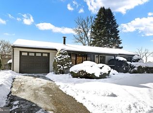 1007 W Lisburn Rd, Mechanicsburg, PA 17055