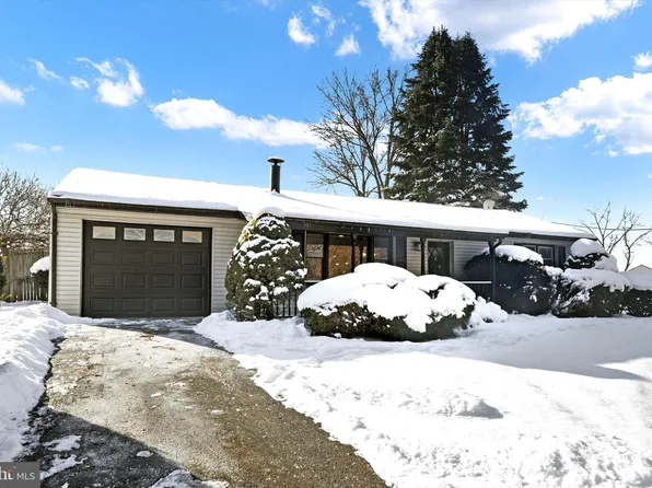 1007 W Lisburn Rd, Mechanicsburg, PA 17055