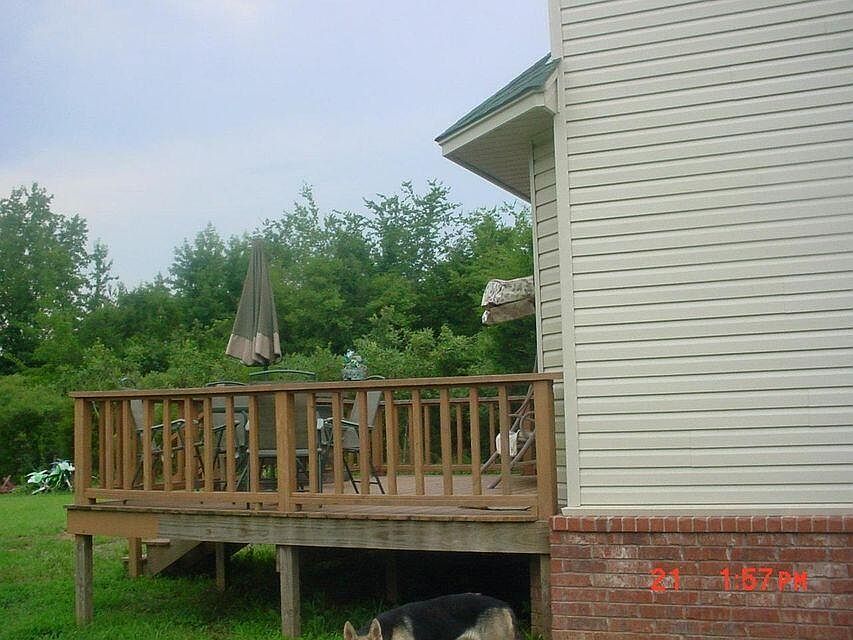 2nd image of 495 Burnett Cove Rd