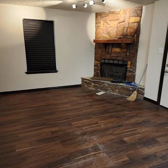 3324B Seine St — Photo 1