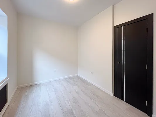 Rented by Hirsch Enterprises Incorporated | media 5