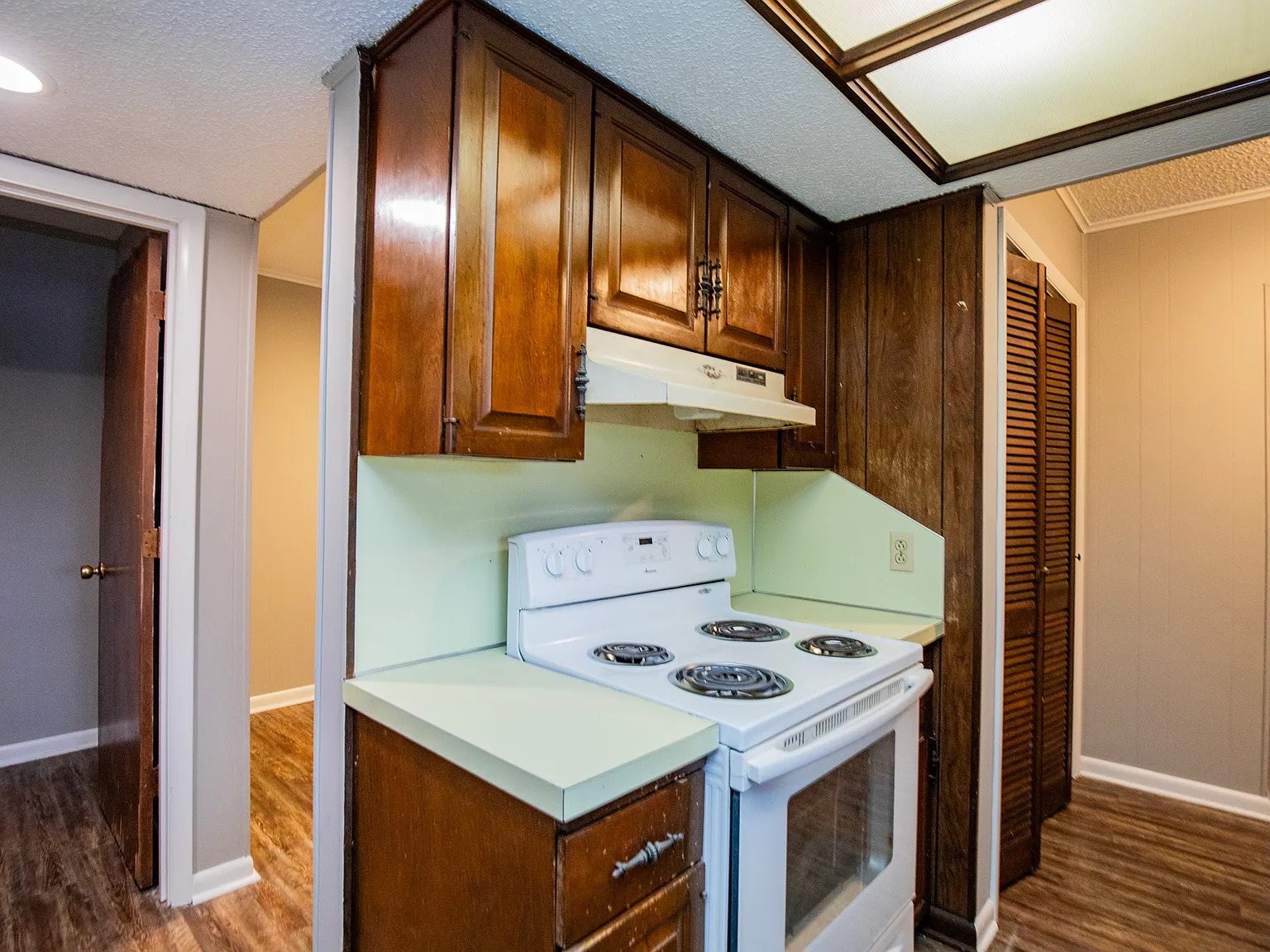 1 bed, 860 sqft, $900 — Photo 3