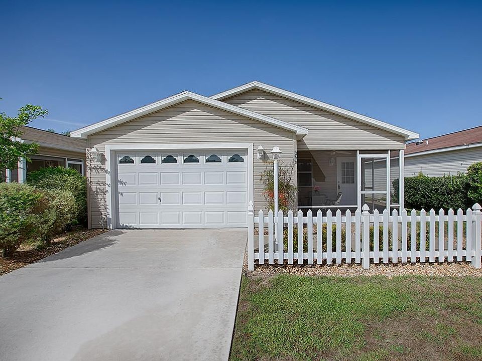 1st image of 356 Katherine Pl