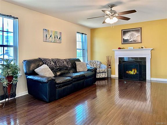 5th image of 20 Scooter Ln