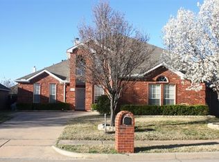 4311 Windy Meadow Dr, Corinth, TX 76208