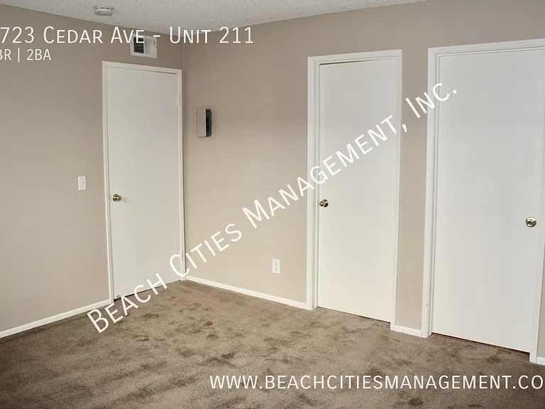 1723 Cedar Ave #211 — Photo 16