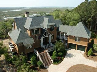 4 Longmarsh Dr, Mount Pleasant, SC 29429