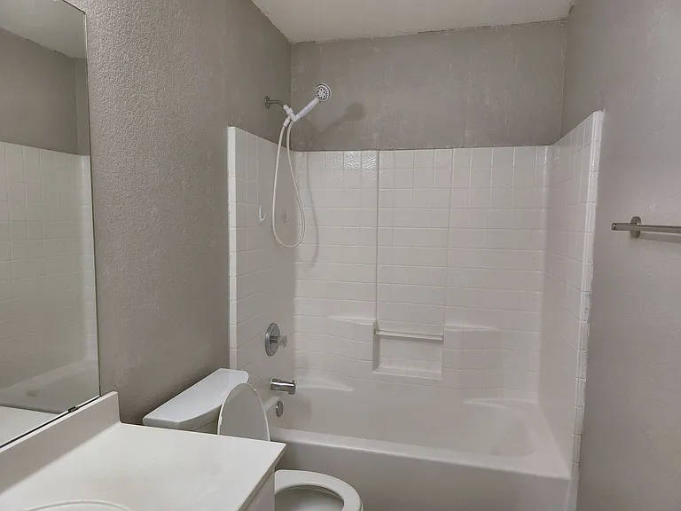 8629 Lariat Cir — Photo 21