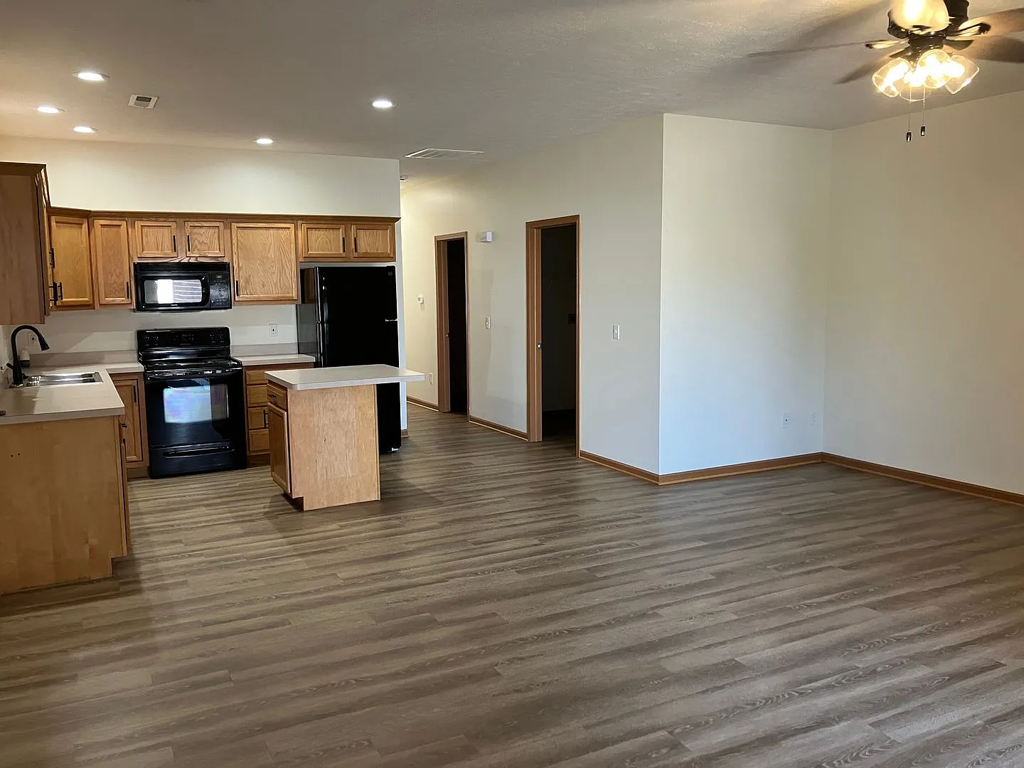 One-Story, 2 Bedroom with Attached Garage! — Photo 2