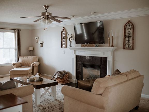 5th image of 4841 Creekrock Ln