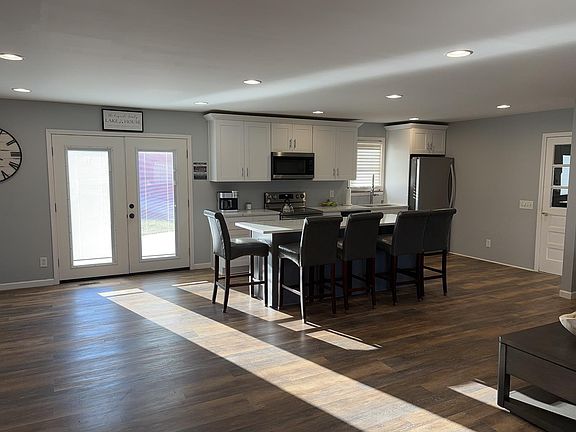 2nd image of 6751 Orville Dr