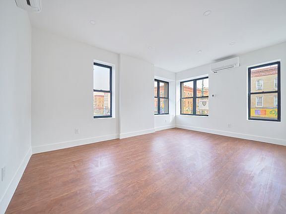 4th image of 5102 5th Ave #202