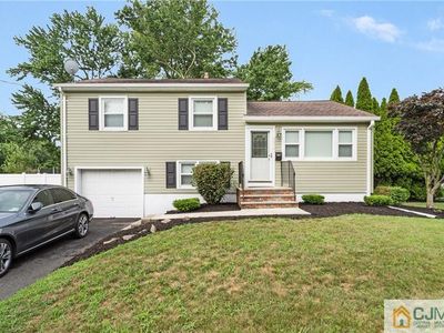 3314 Clark Ln, South Plainfield, NJ, 07080