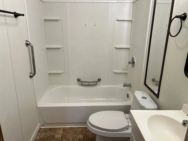 1009 Mike Ave — Photo 20