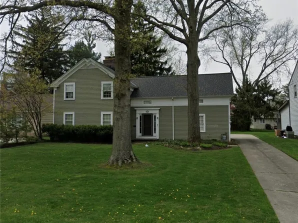 2518 S Green Rd, University Heights, OH 44122