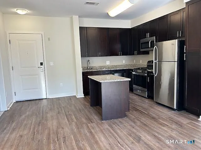 120A Towne St #216 — Photo 18