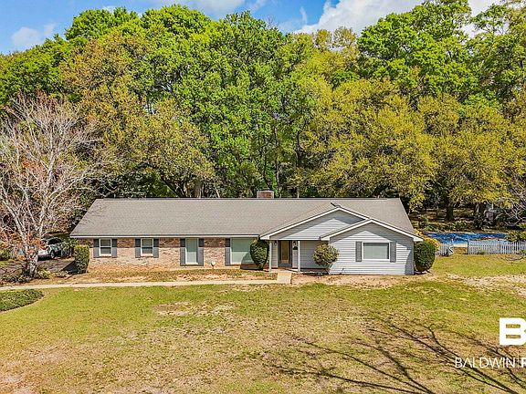 2nd image of 10207 Plantation Dr