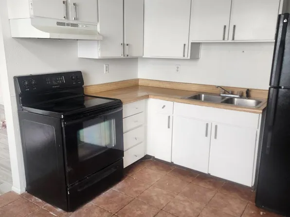 9222 N 35th Ave APT 9, Phoenix, AZ 85051