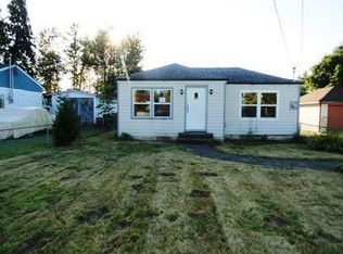 3162 Division St, Enumclaw, WA 98022