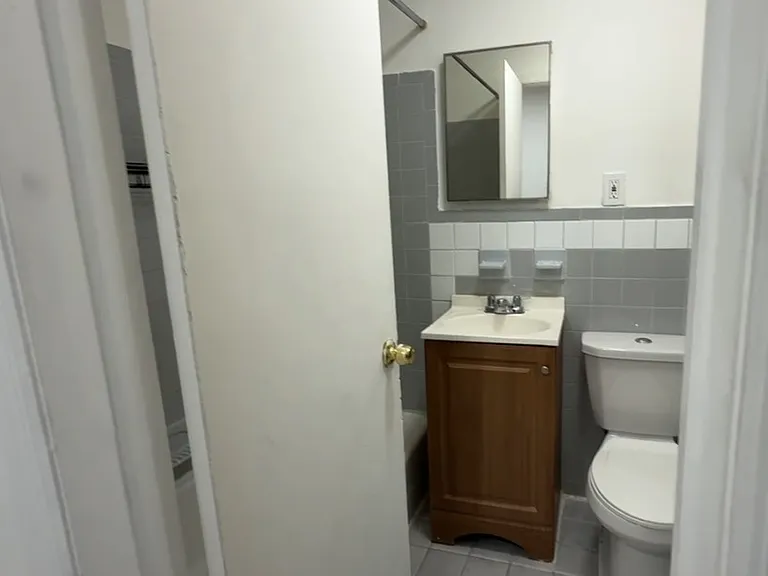 25-27 E 17th St #1E — Photo 8