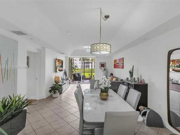 10710 NW 66th St APT 104, Doral, FL 33178