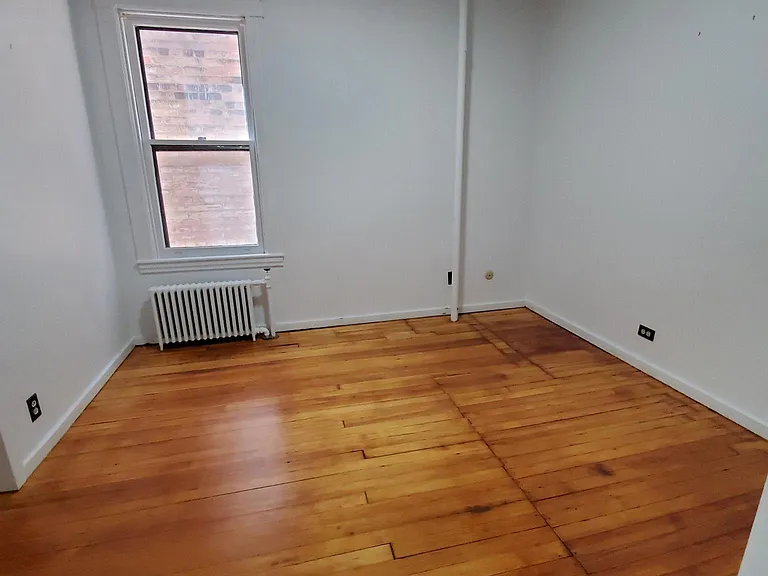 518 Madison Ave #2 — Photo 8