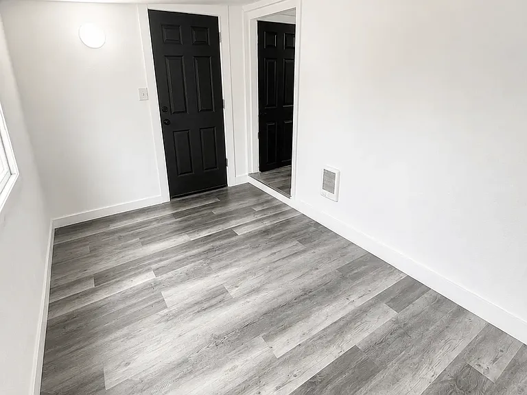 111 E Cheyenne Rd — Photo 4