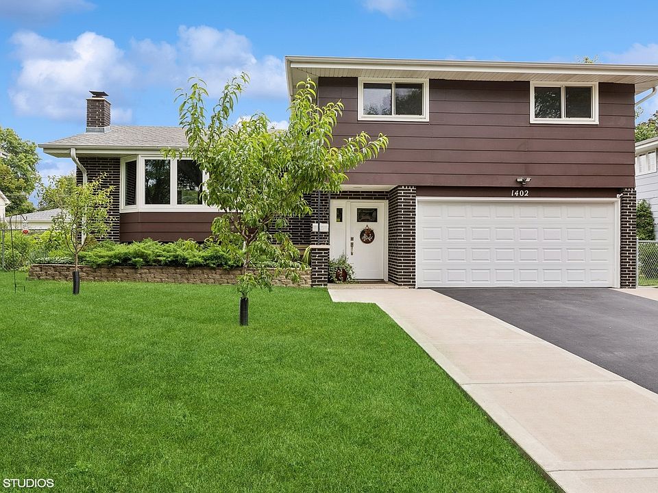 1st image of 1402 E Greenwood Dr