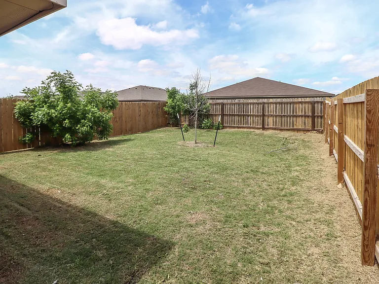 6203 Twistleaf Ln #B — Photo 31