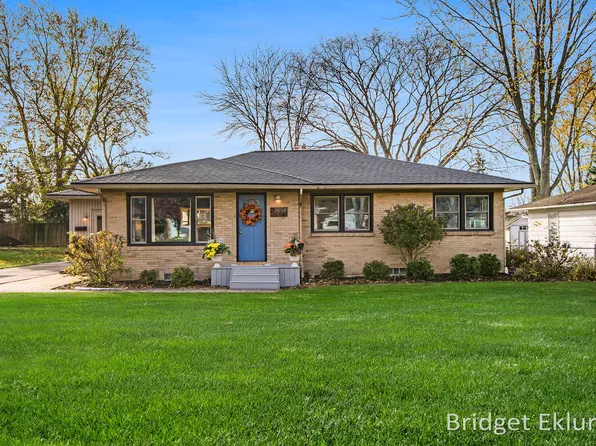 3858 Navaho St SW, Grandville, MI 49418