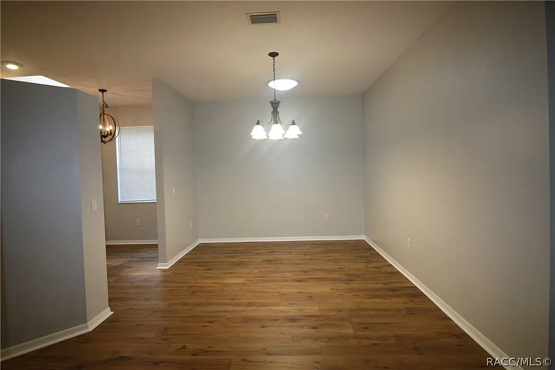 6821 E Queensbury Ln — Photo 4