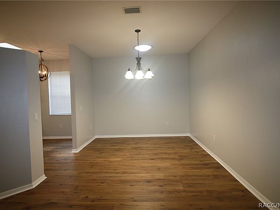 4th image of 6821 E Queensbury Ln