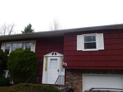 15 Mountain View Ln, Garnerville, NY, 10923
