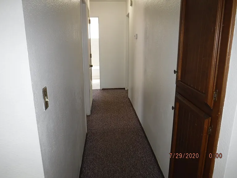 941 Sunwest Dr — Photo 5