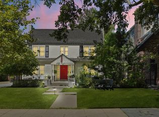 1064 41st St, Sacramento, CA 95819