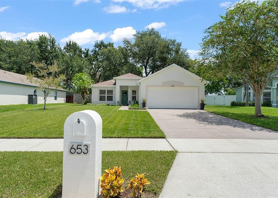 1st image of 653 STEVELYNN CIRCLE