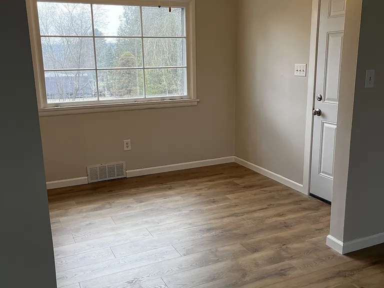 2388 Mill Ln — Photo 8