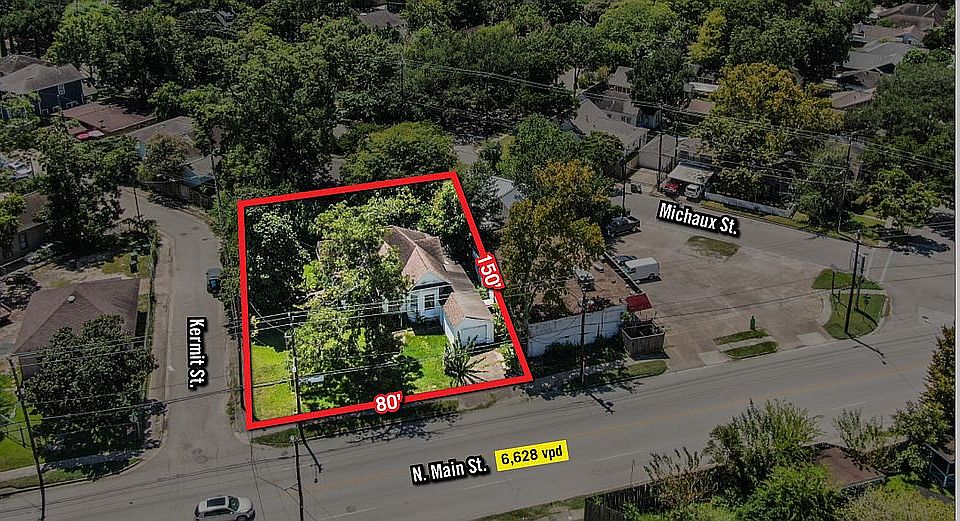                12,000 SF lot