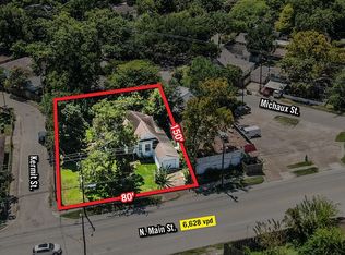 4801 N Main St, Houston, TX 77009