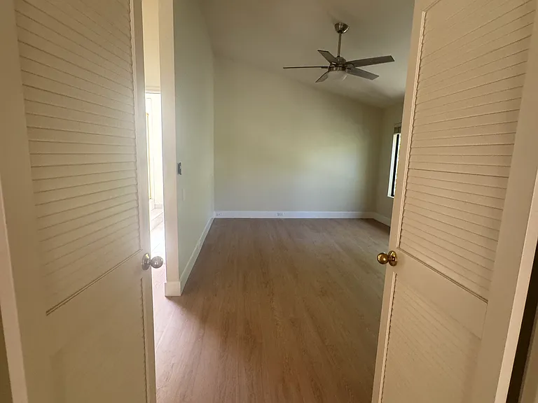 1915 Discovery Village Ln — Photo 18