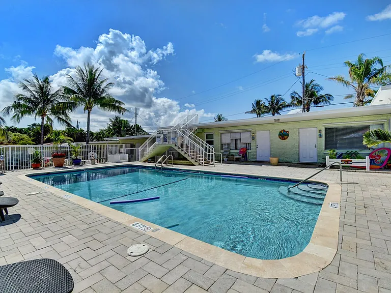 5019 N Ocean Blvd #14 — Photo 14