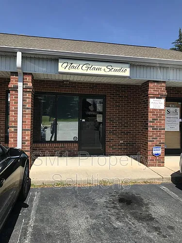702 W Main St #C Photo 1