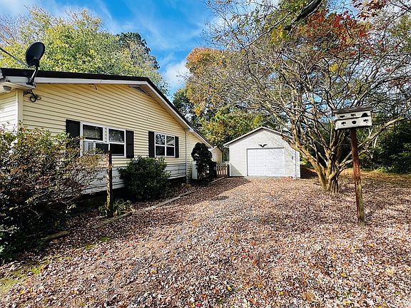 3rd image of 36152 Indian Ln
