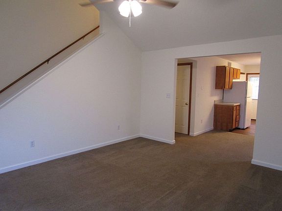 2nd image of 2607-2609 Northampton Dr