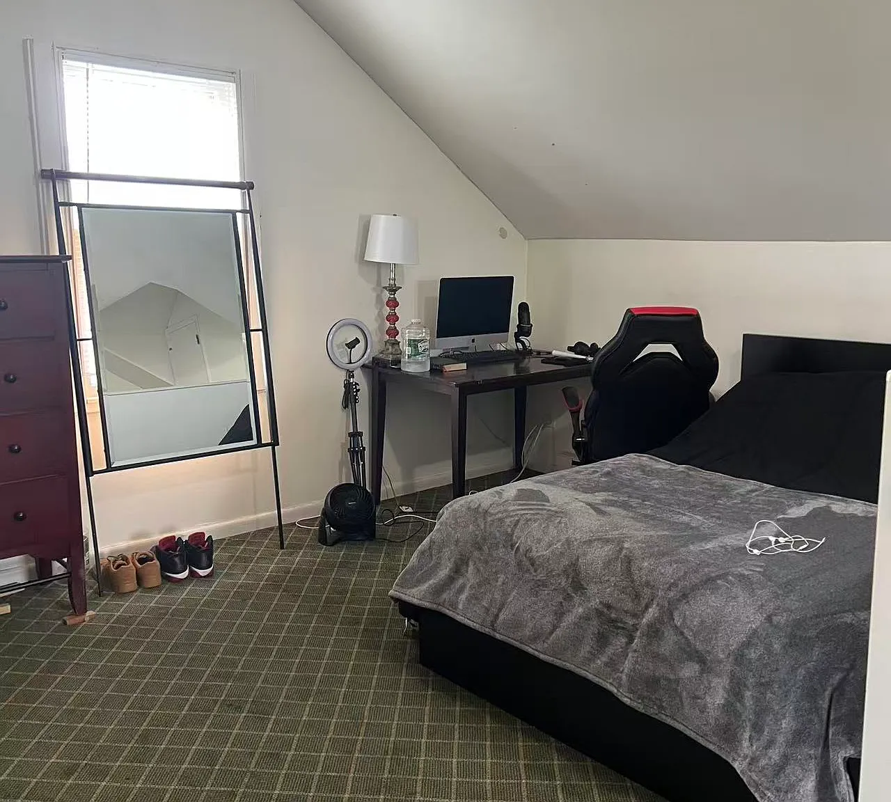 1 bed, 800 sqft, $1,680 — Photo 1