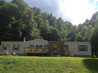 887 Whitesburg Hollow Rd, Barbourville, KY 40906