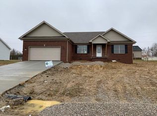 1017 Rueland Dr, Lawrenceburg, KY 40342